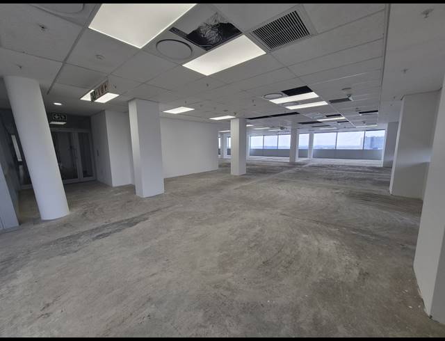 799M² OFFICE TO LET IN SANDTON CENTRAL